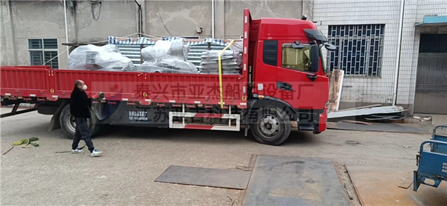 螺旋风管！风雨密百叶窗！鹅颈式通风筒菌型通风筒发往广州